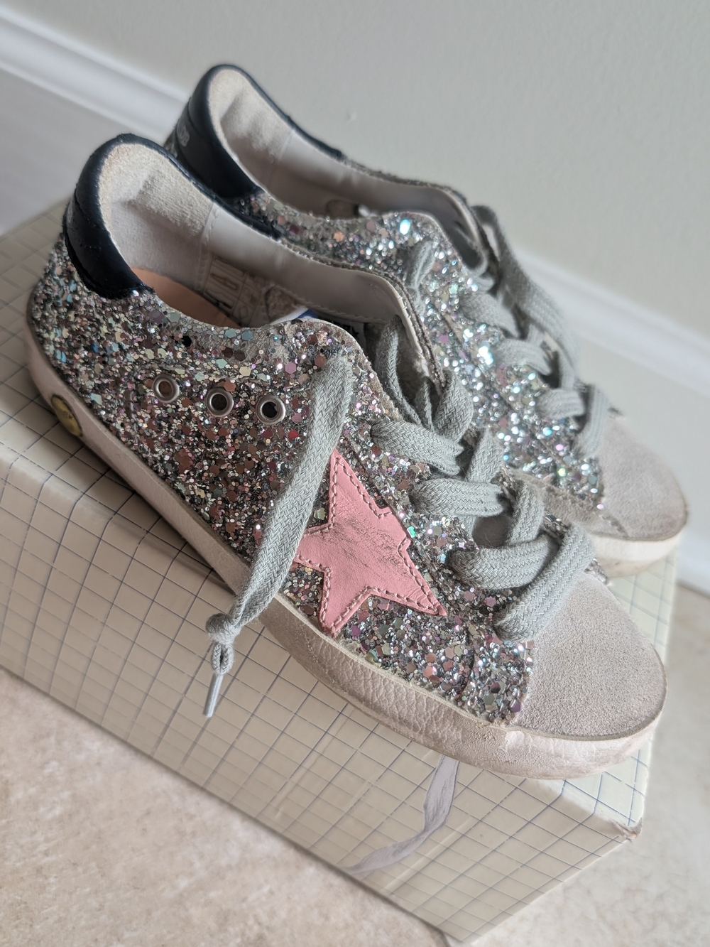 Golden Goose Kids Glitter Sneakers in Silver with Pink Star